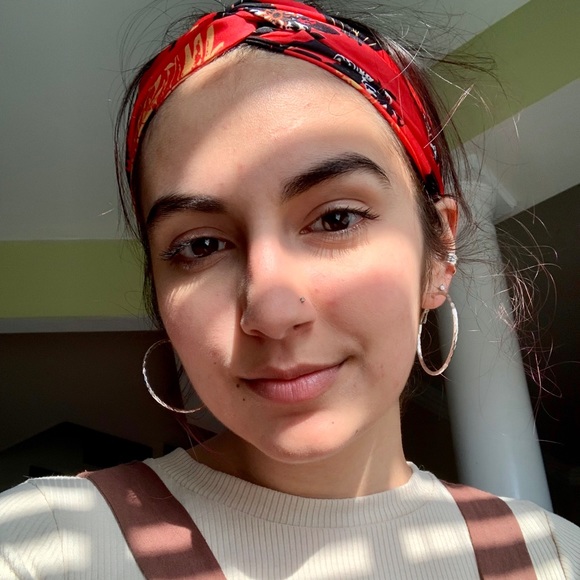 Meet your Posher, Dev - Picture 1 of 1